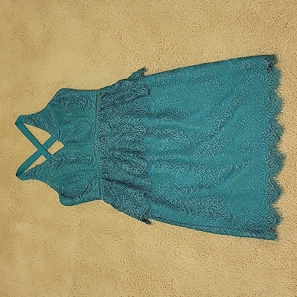 Adelyn Rae Dess - Picture 1 of 7